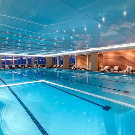 The Palace Hotel, Sunny Day סנט קונסטנטין והלנה