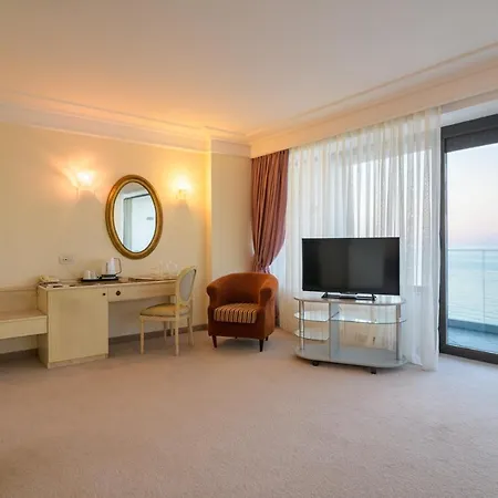 The Palace Hotel, Sunny Day Sf. Constantin și Elena