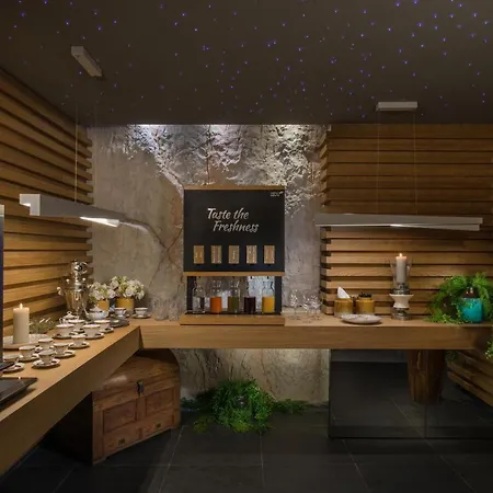 Szálloda The Palace Hotel, Sunny Day Szent Konstantin és Elena