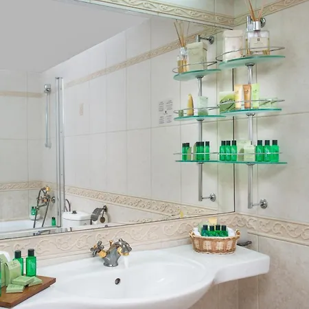 Szálloda The Palace Hotel, Sunny Day 5*