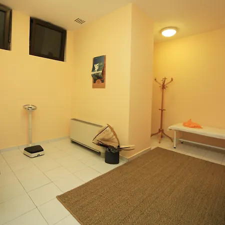 The Palace Hotel, Sunny Day Hotel Sankt Konstantin & Helena