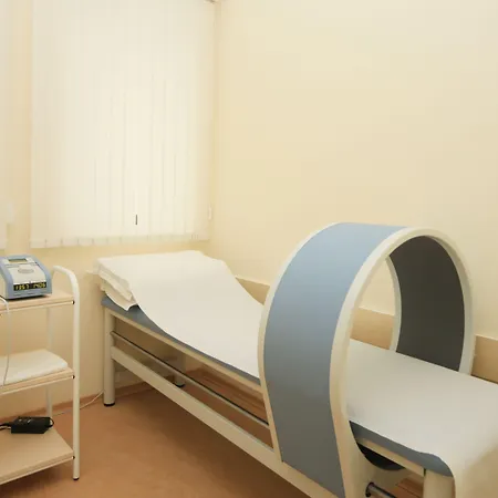 The Palace Hotel, Sunny Day