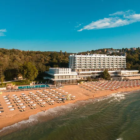 The Palace Hotel, Sunny Day Hotel 5*