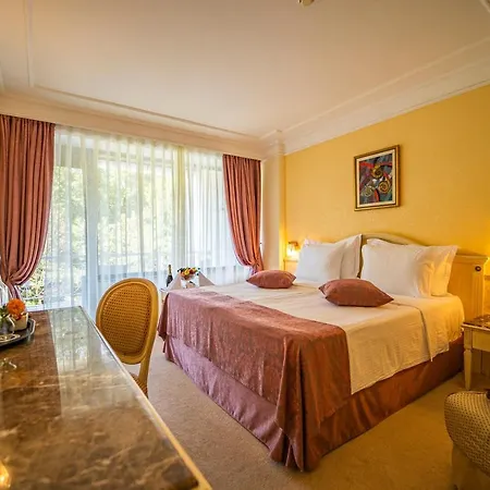Balneo & The Palace Hotel Saints Constantine and Helena